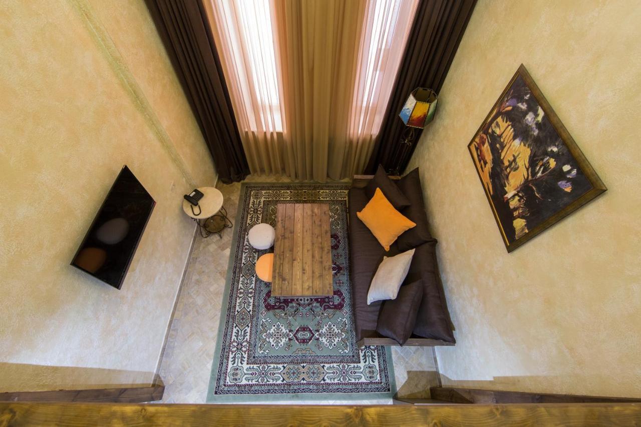 Kasagh Caucasus Hotel מראה חיצוני תמונה A living room in a typical apartment