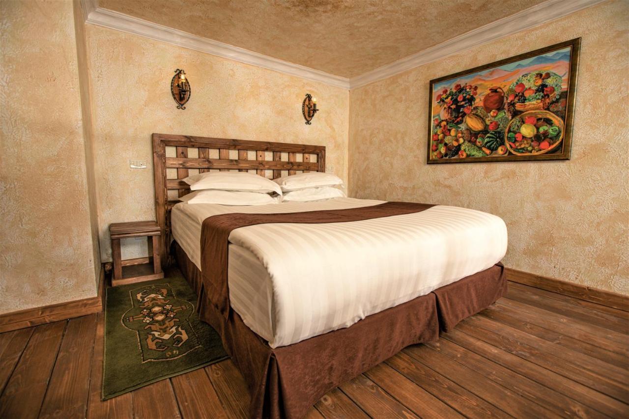 Kasagh Caucasus Hotel מראה חיצוני תמונה A room at the hotel