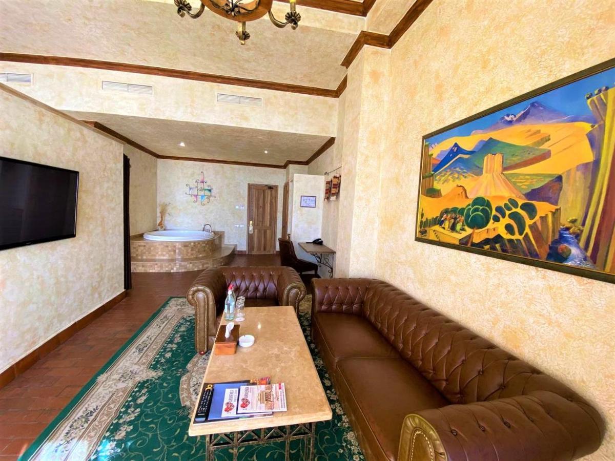 Kasagh Caucasus Hotel מראה חיצוני תמונה