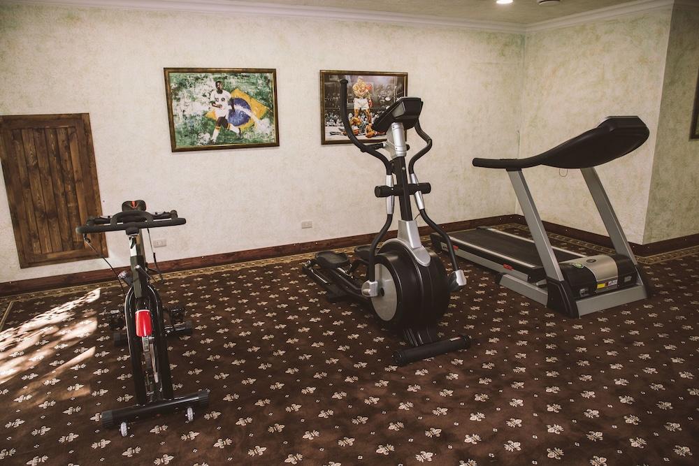 Kasagh Caucasus Hotel מראה חיצוני תמונה A home gym